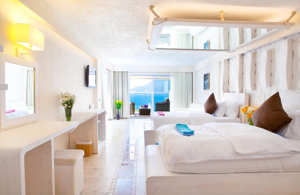 Peninsula Gardens Hotel - Adults Only كاس الغرفة الصورة